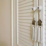 Domus Dejana Bed & Breakfast