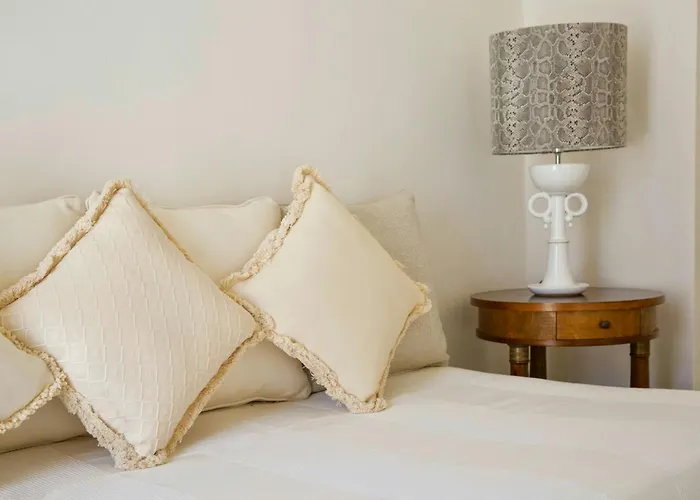 Domus Dejana فندق مبيت وإفطار